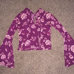 Rue 21 small neckline stringing tøp